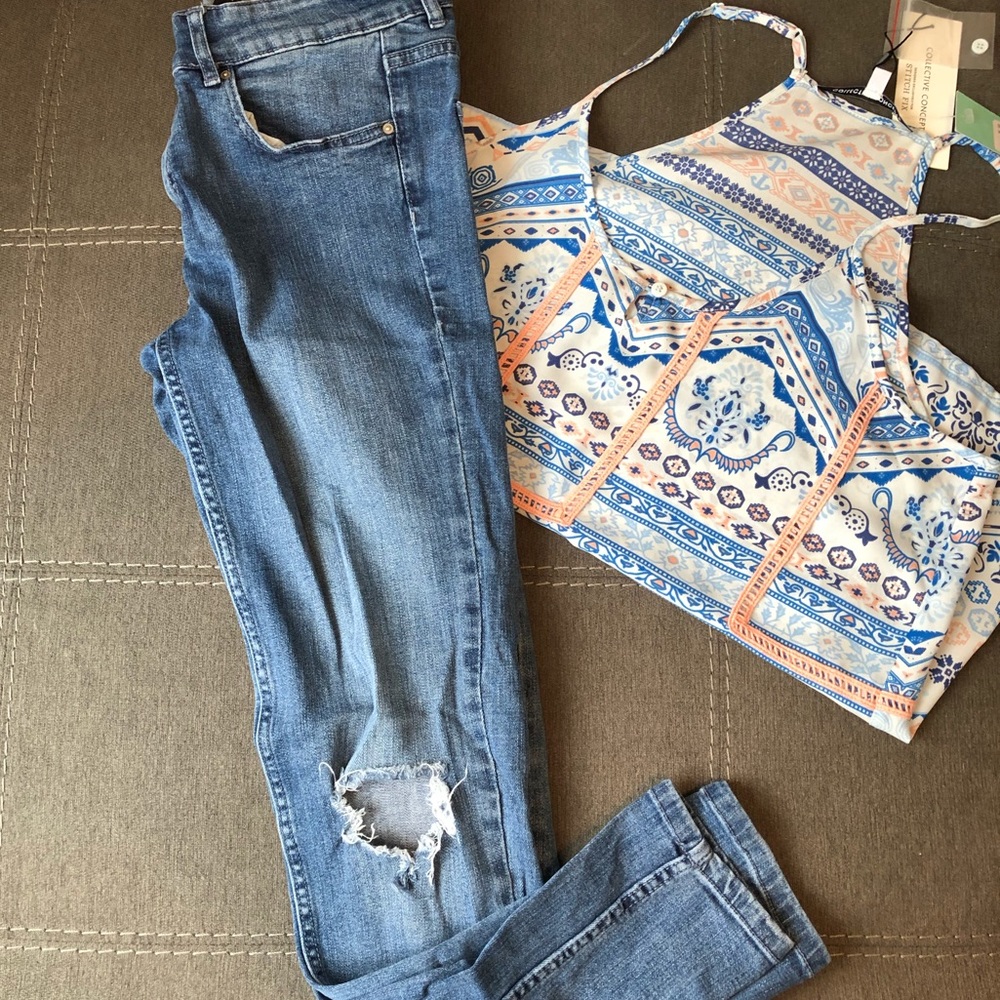 H&M Divided distressed jeans